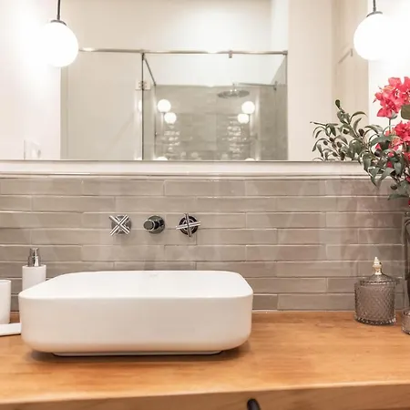 Modern Luxe In The Historic Center By Rems * Malaga