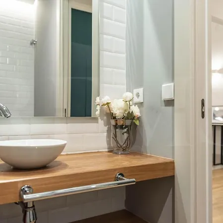 Modern Luxe In The Historic Center By Rems Apartment Malaga