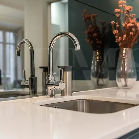 Apartment Modern Luxe In The Historic Center By Rems